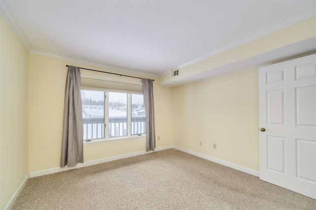 317 5th Avenue Unit 4, Manistee, MI 49660