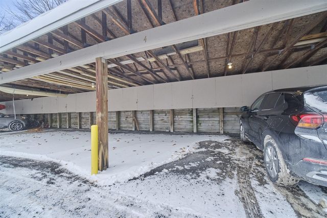 317 5th Avenue Unit 4, Manistee, MI 49660