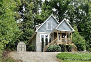 25 Eastwind Lane, Candler, NC 28715