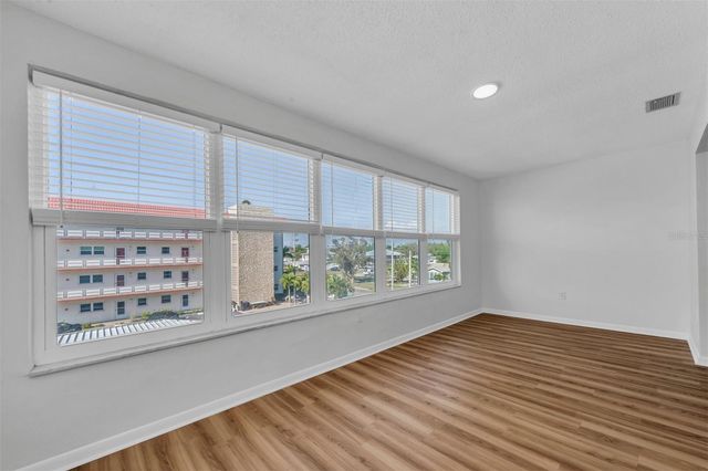 3128 59TH STREET S 303, Gulfport, FL 33707