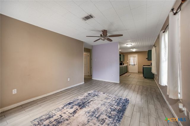 2102 Leon Drive, Port Lavaca, TX 77979