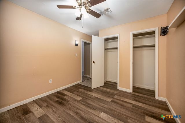 2102 Leon Drive, Port Lavaca, TX 77979