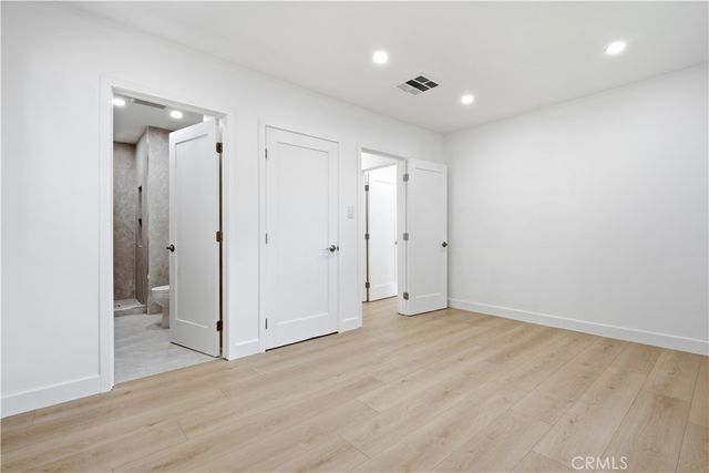 11215 Lull, Los Angeles, CA 91352