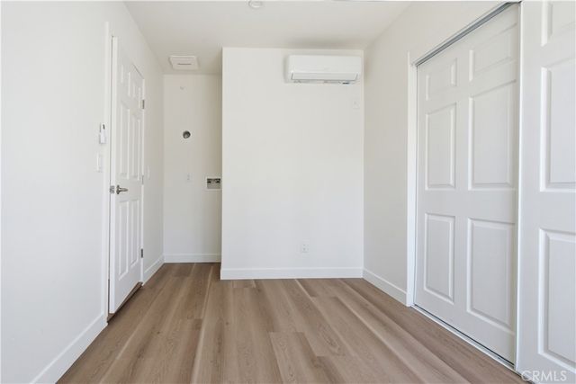 11215 Lull, Los Angeles, CA 91352