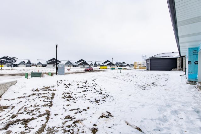 5875 31st Street S, Fargo, ND 58104