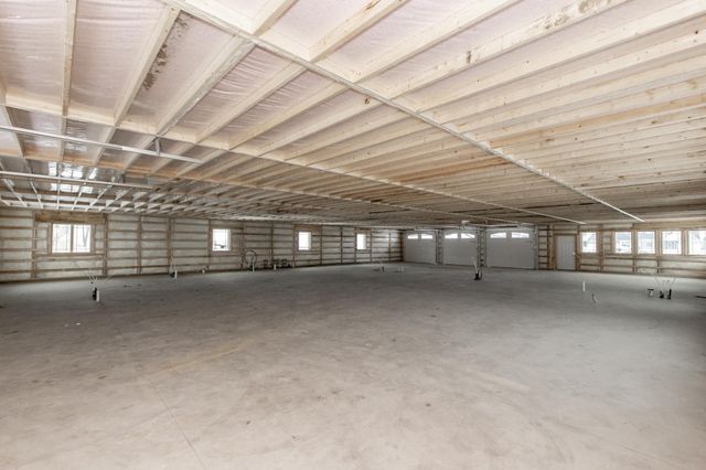 5875 31st Street S, Fargo, ND 58104