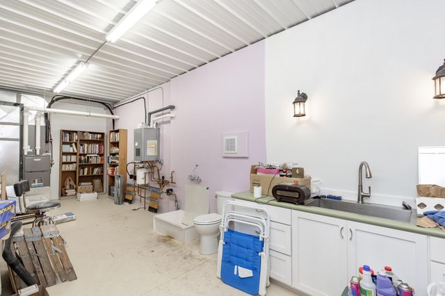 5875 31st Street S, Fargo, ND 58104