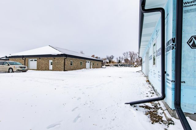 5875 31st Street S, Fargo, ND 58104