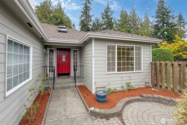 290 Foursome Drive, Sequim, WA 98382
