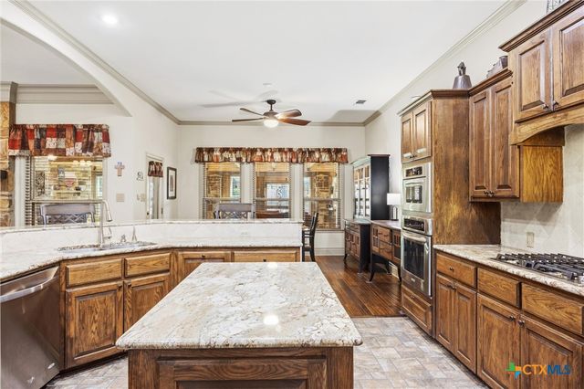4366 Royal Street, Salado, TX 76571