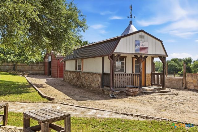 4366 Royal Street, Salado, TX 76571