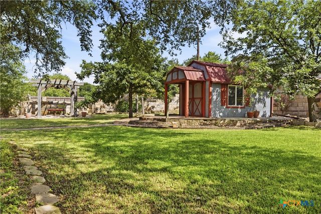4366 Royal Street, Salado, TX 76571
