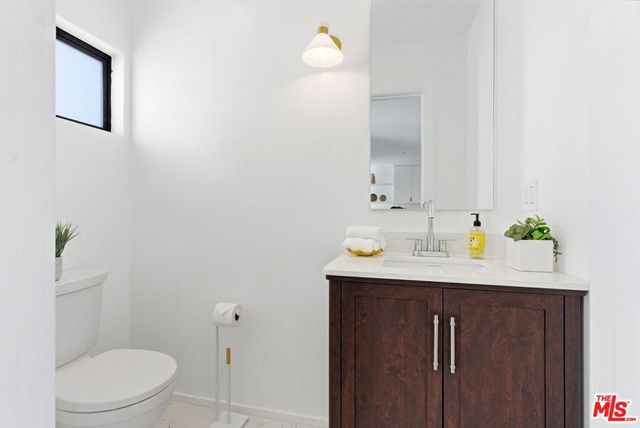 4138 Normal Avenue, Los Angeles, CA 90029