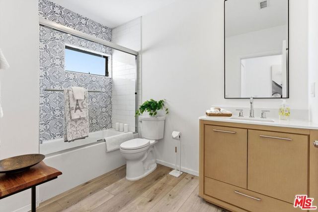 4138 Normal Avenue, Los Angeles, CA 90029