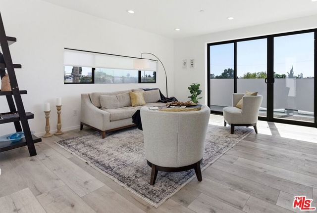 4138 Normal Avenue, Los Angeles, CA 90029