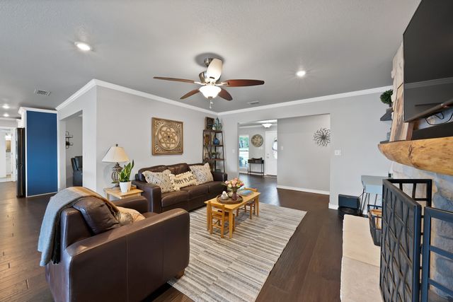 1700 Stagecoach Drive, Pantego, TX 76013