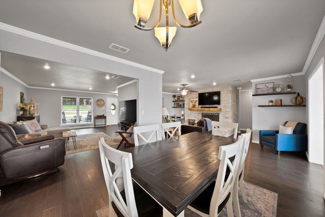 1700 Stagecoach Drive, Pantego, TX 76013