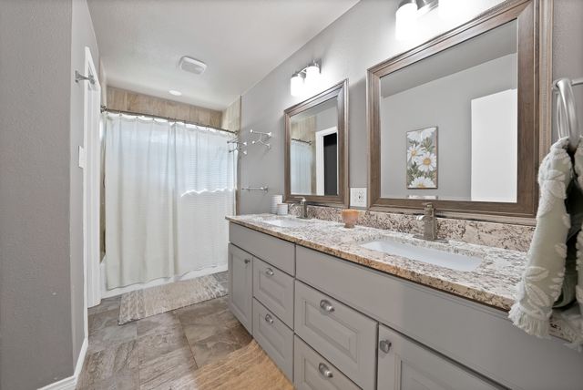 1700 Stagecoach Drive, Pantego, TX 76013