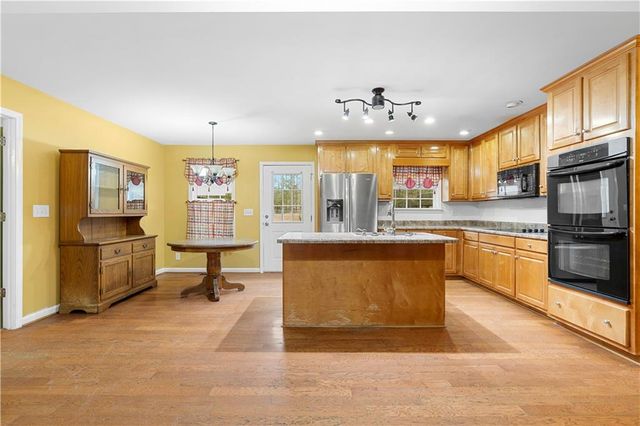 328 Rain Valley Circle, Meansville, GA 30256