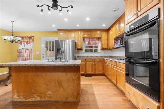 328 Rain Valley Circle, Meansville, GA 30256