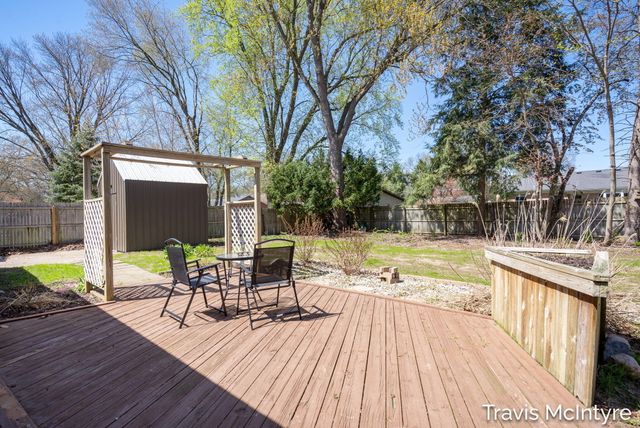 3343 Gateshead Street NE, Rockford, MI 49341