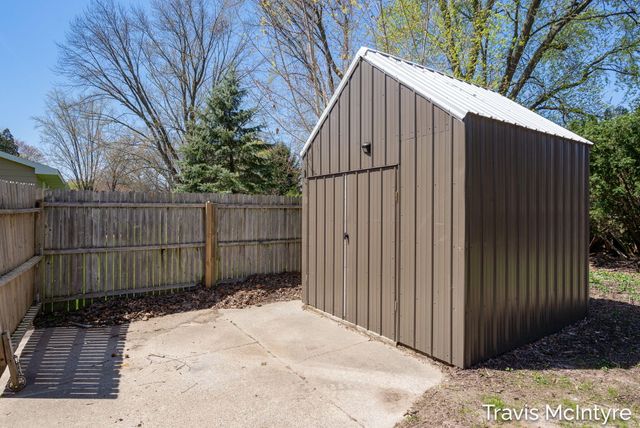 3343 Gateshead Street NE, Rockford, MI 49341