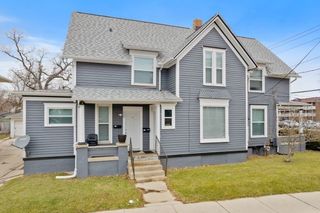 96 S Crystal Street, Elgin, IL 60123