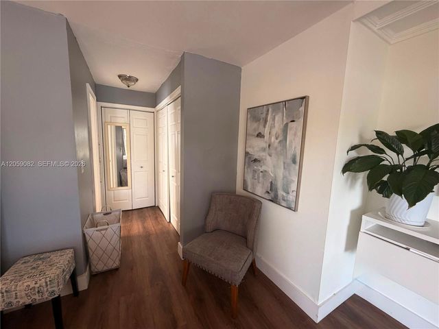 1760 SW 12th St, Boca Raton, FL 33486