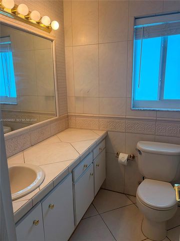 1760 SW 12th St, Boca Raton, FL 33486