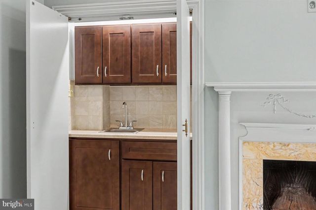 1806 DELANCEY PLACE, Philadelphia, PA 19103