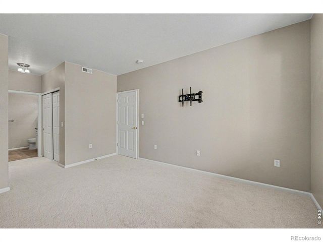 640 Gooseberry Drive 806, Longmont, CO 80503