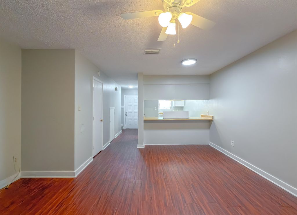 Image 1 of property listing at 3294 Nekoma Lane, Tallahassee, FL 32304