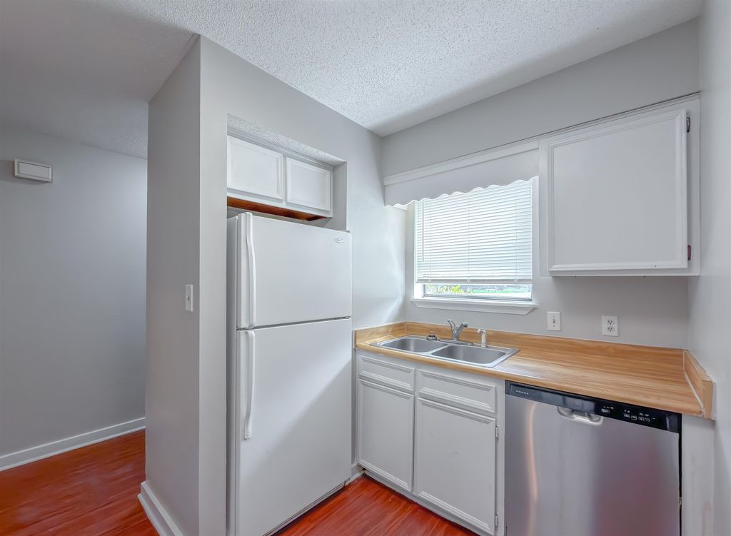 Image 10 of property listing at 3294 Nekoma Lane, Tallahassee, FL 32304
