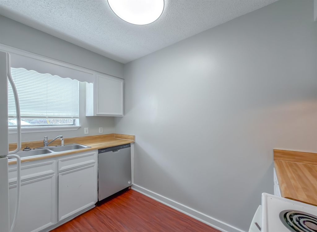 Image 9 of property listing at 3294 Nekoma Lane, Tallahassee, FL 32304