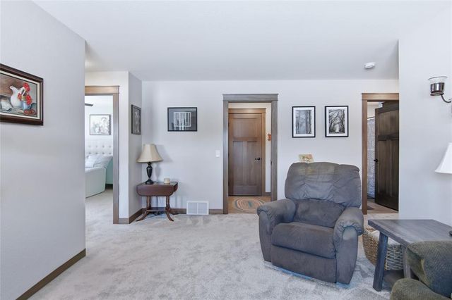 820 Willow Court, Eau Claire, WI 54703