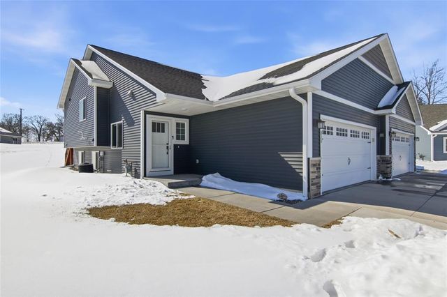 820 Willow Court, Eau Claire, WI 54703