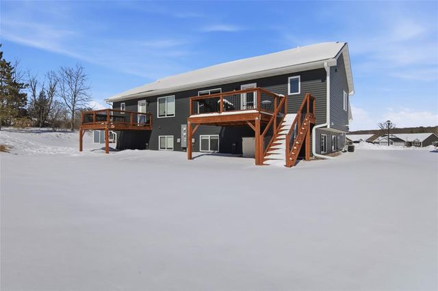 820 Willow Court, Eau Claire, WI 54703