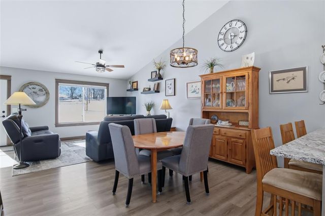 820 Willow Court, Eau Claire, WI 54703