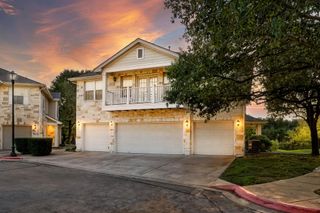1900 Scofield Ridge PKWY 203, Austin, TX 78727