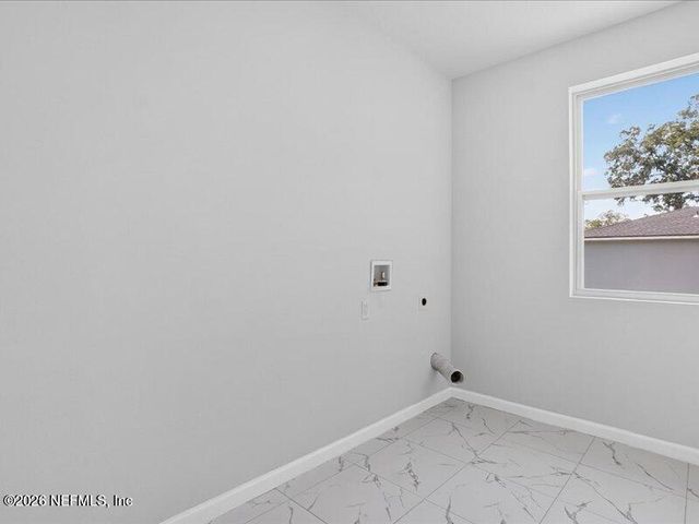 12486 GATE Road, Jacksonville, FL 32226
