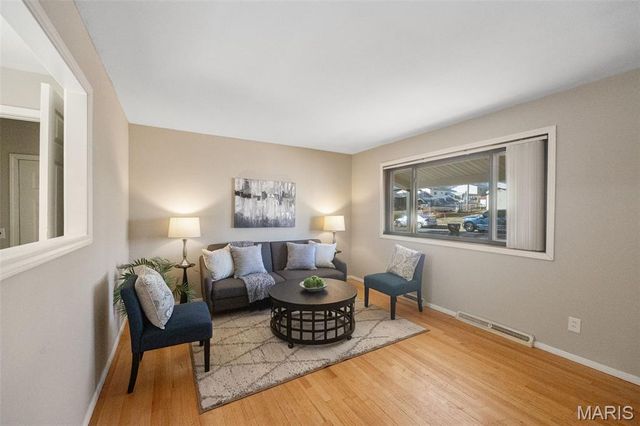 4200 Bordeaux Drive, St Louis, MO 63129