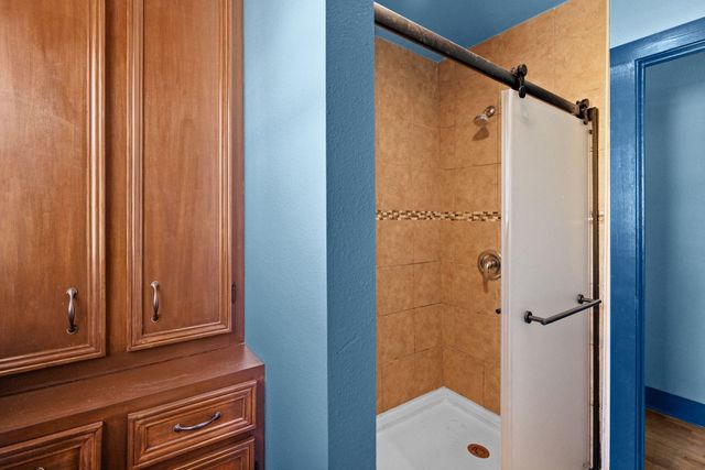 1181 Graham ST, Austin, TX 78702