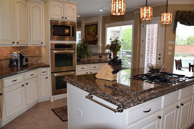 1804 Mesquite Court, Southlake, TX 76092