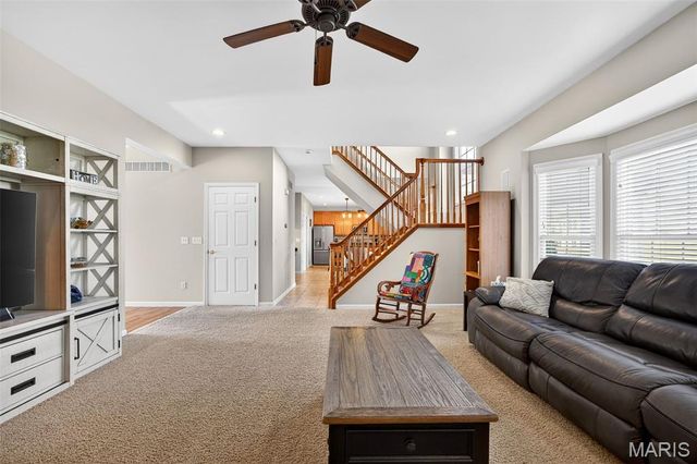 71 Harrisburg Court, St Peters, MO 63376