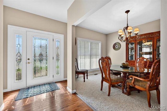 71 Harrisburg Court, St Peters, MO 63376