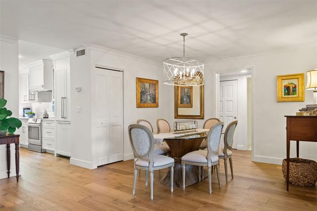 100 S INTERLACHEN AVENUE 101, Winter Park, FL 32789