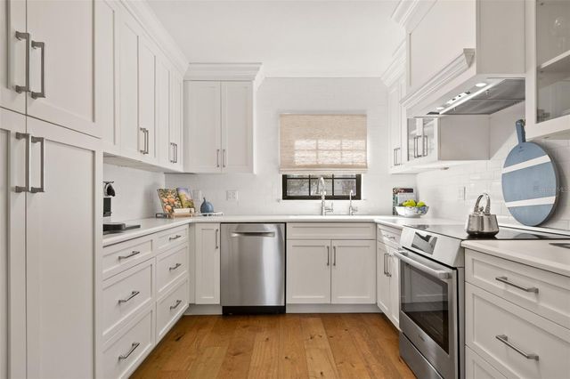 100 S INTERLACHEN AVENUE 101, Winter Park, FL 32789