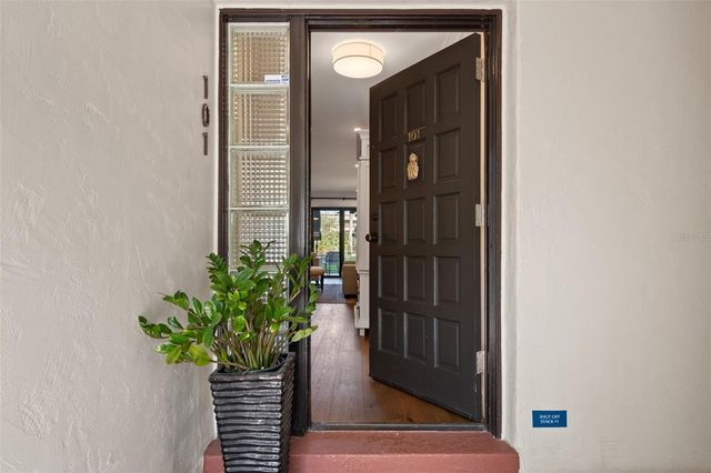 100 S INTERLACHEN AVENUE 101, Winter Park, FL 32789