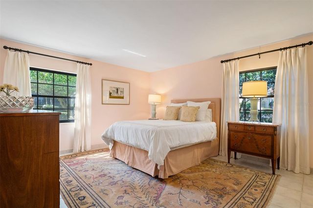 100 S INTERLACHEN AVENUE 101, Winter Park, FL 32789