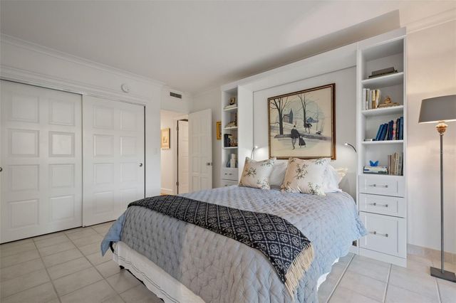 100 S INTERLACHEN AVENUE 101, Winter Park, FL 32789